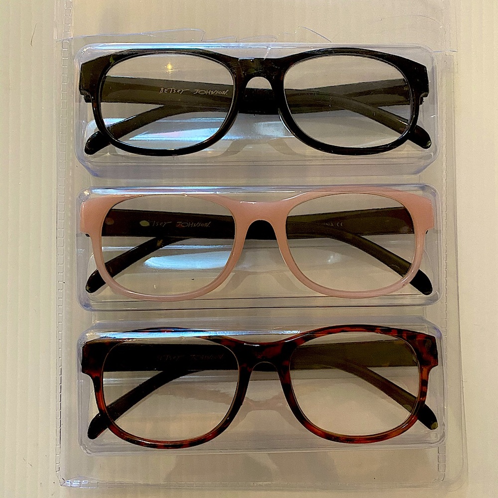 Betsey Johnson Readers Glasses black,tortoise, pink